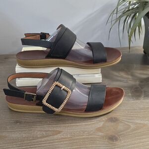 1070 Los Cabos Women's Black Strappy Large Buckle Sandals Casual Sz 8.5